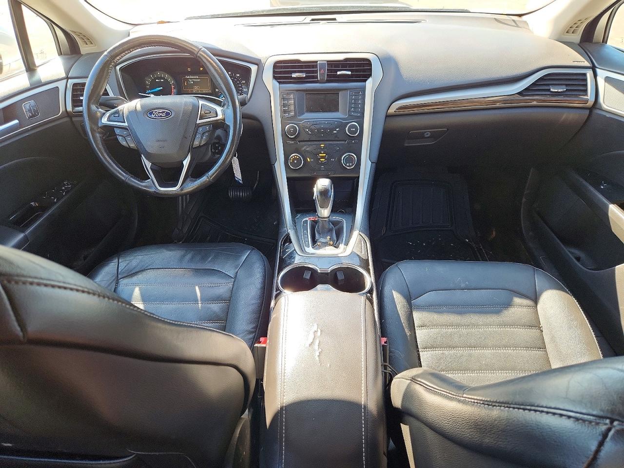 2014 FORD FUSION SE photo 15