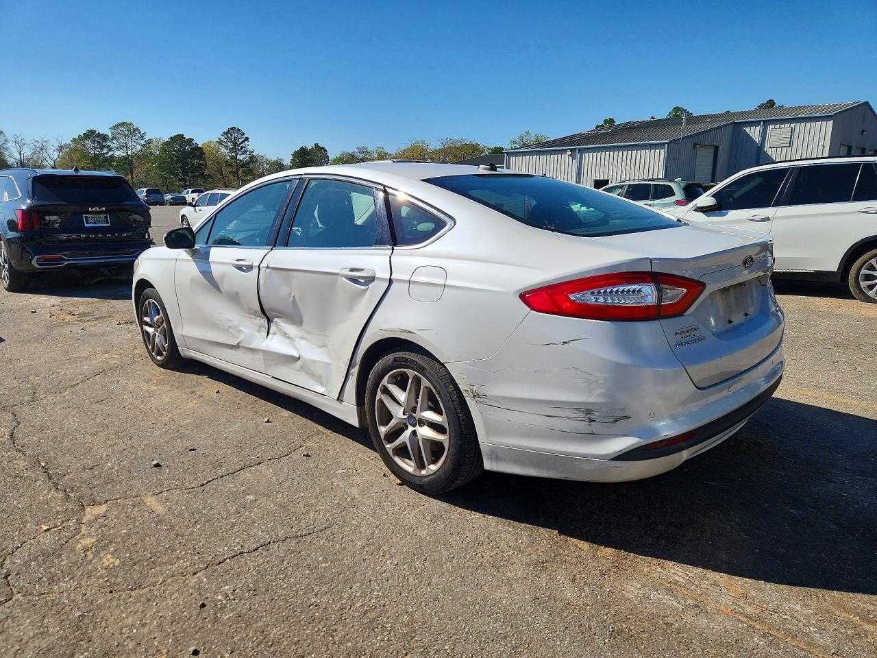 2014 FORD FUSION SE photo 3