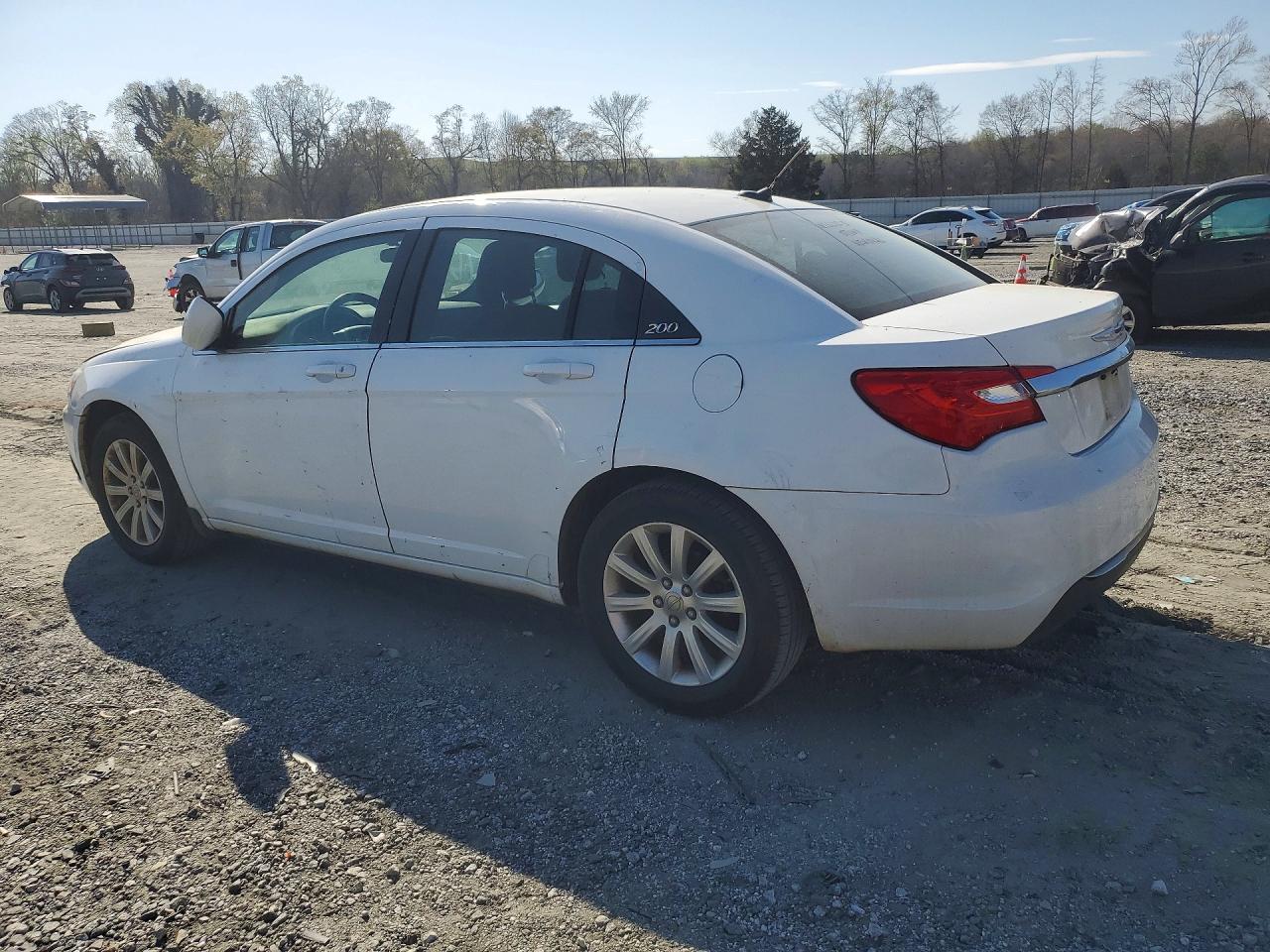 2013 CHRYSLER 200 TOURING photo 3