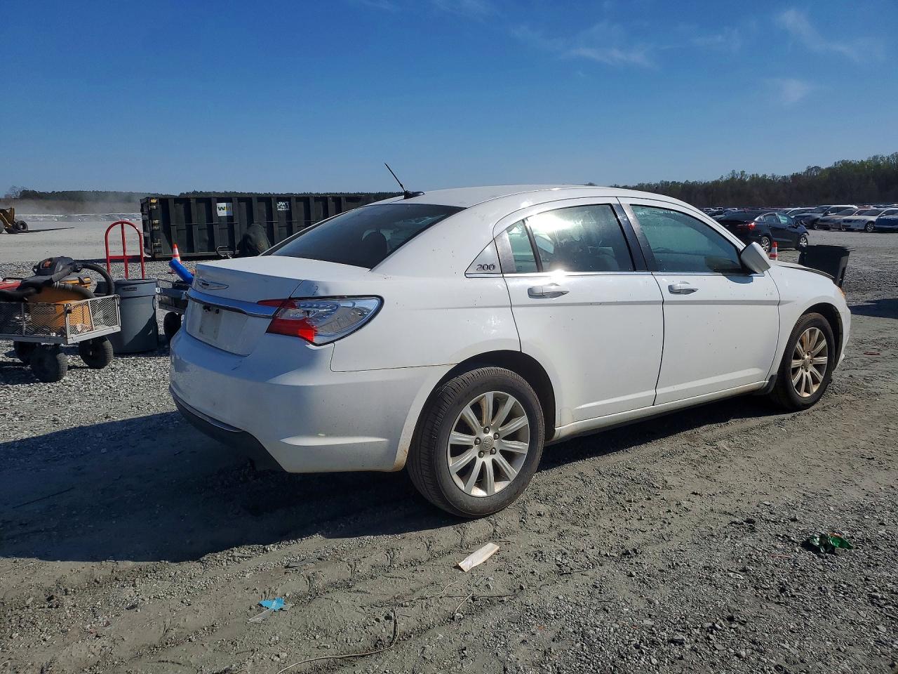 2013 CHRYSLER 200 TOURING photo 5