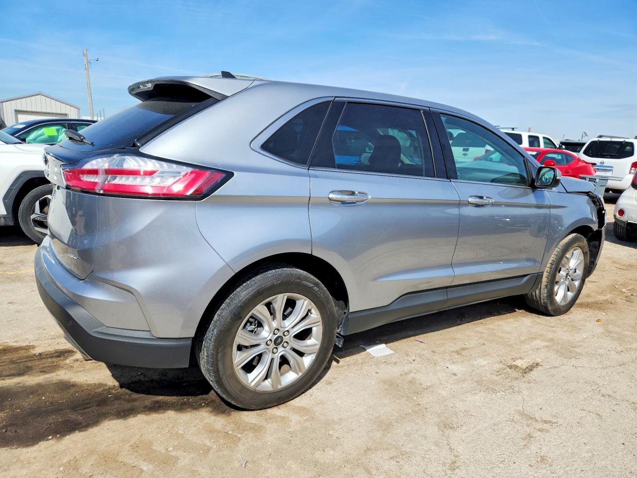 2024 FORD EDGE TITANIUM photo 3