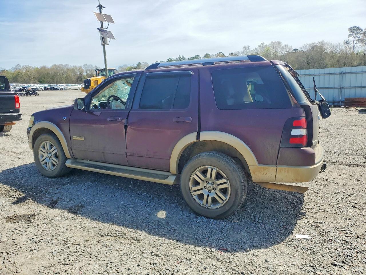 2007 FORD EXPLORER EDDIE BAUER photo 2