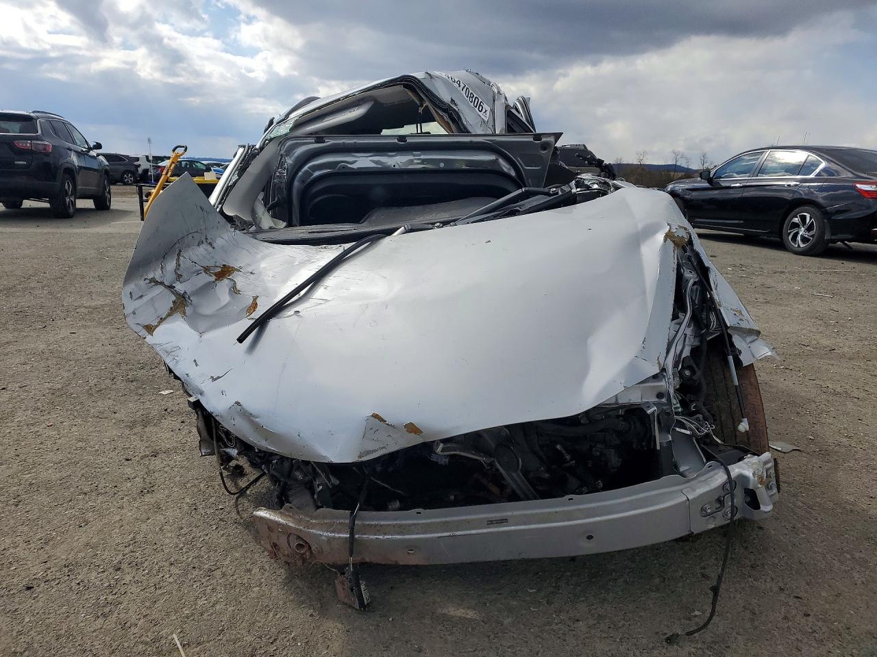 2019 TOYOTA PRIUS C L photo 9