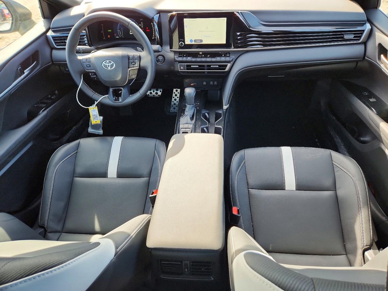 2025 TOYOTA CAMRY SE photo 8