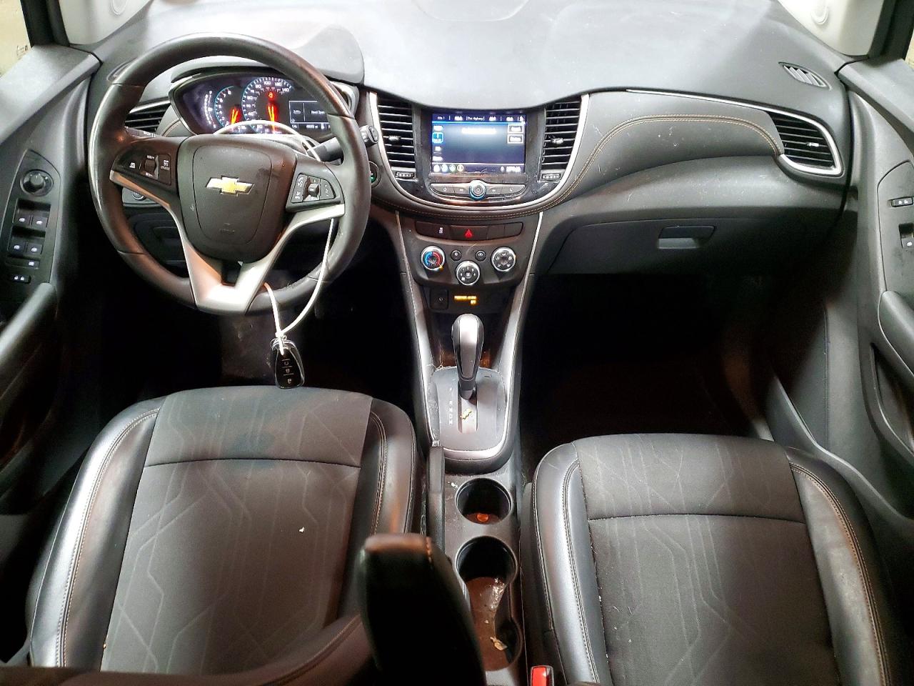 2022 CHEVROLET TRAX 1LT photo 8
