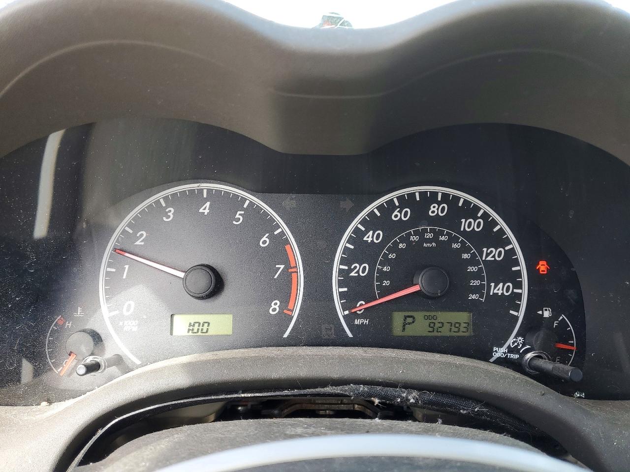 2010 TOYOTA COROLLA LE photo 9