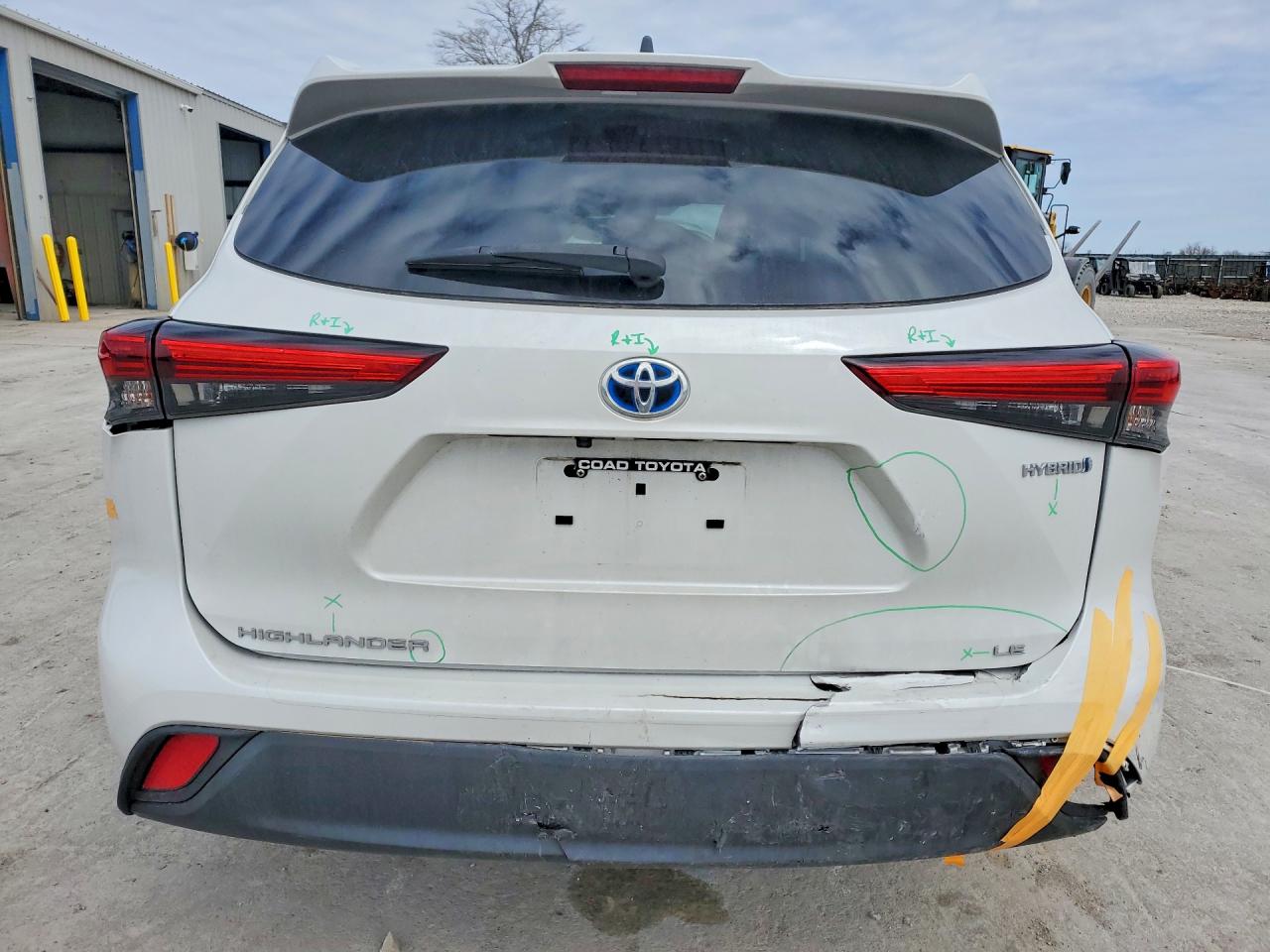 2023 TOYOTA HIGHLANDER HYBRID LE photo 16