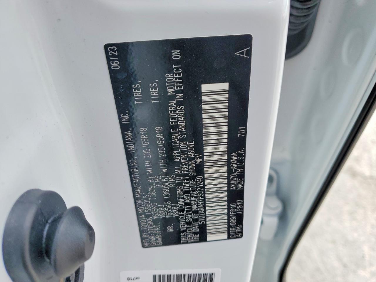 2023 TOYOTA HIGHLANDER HYBRID LE photo 37