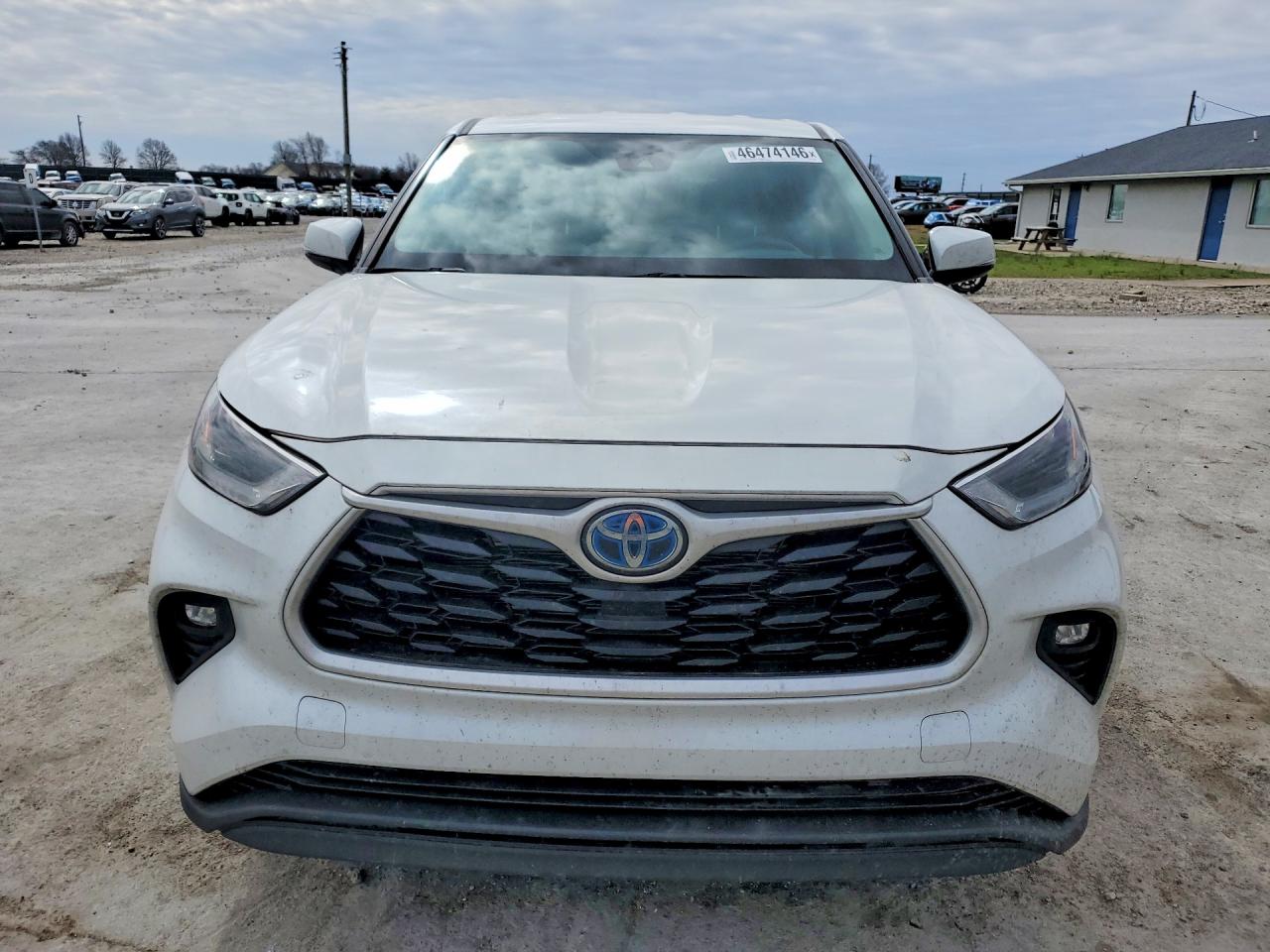 2023 TOYOTA HIGHLANDER HYBRID LE photo 13