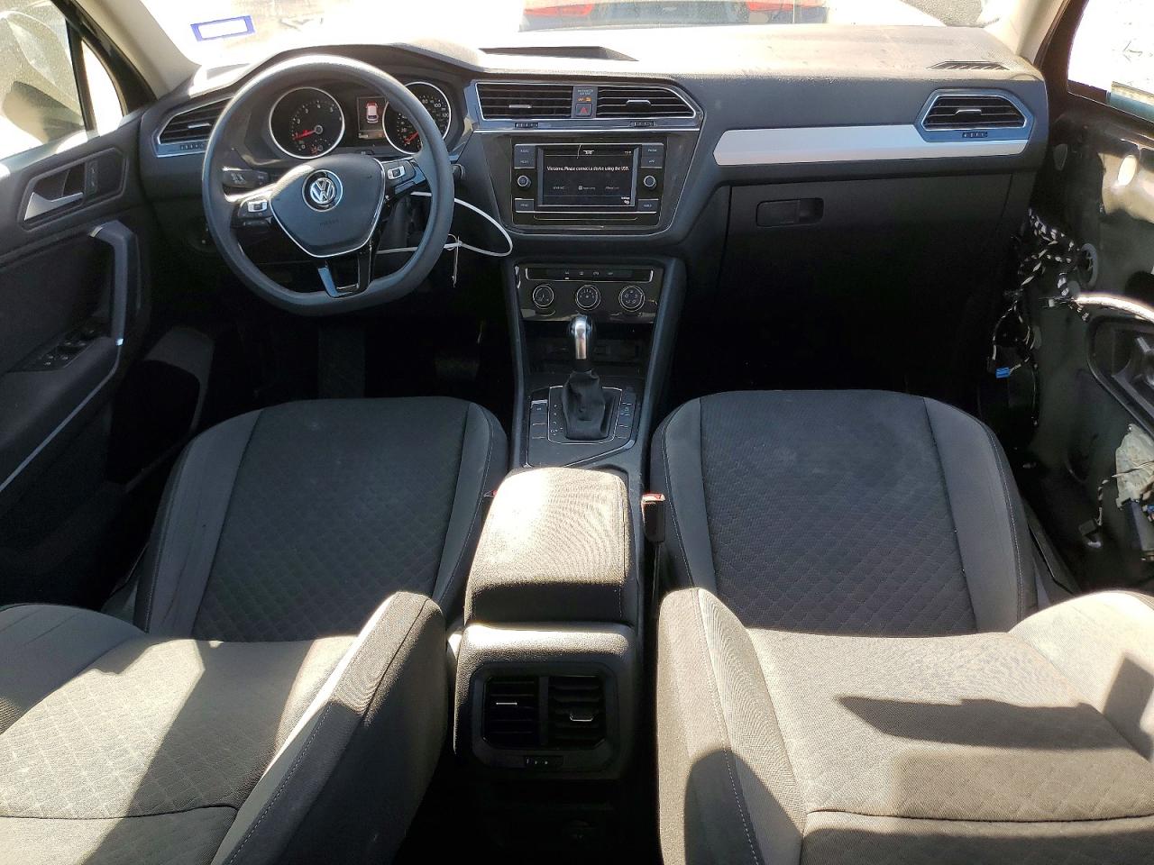 2020 VOLKSWAGEN TIGUAN S photo 22