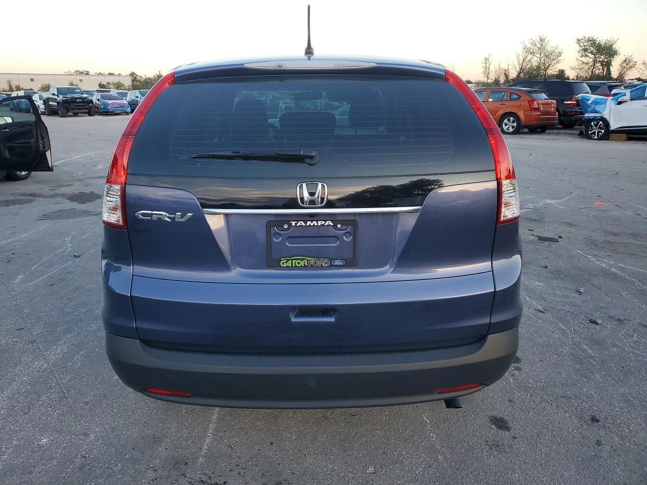 2013 HONDA CR-V LX photo 11