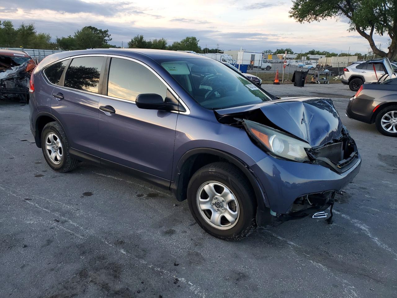 2013 HONDA CR-V LX photo 7