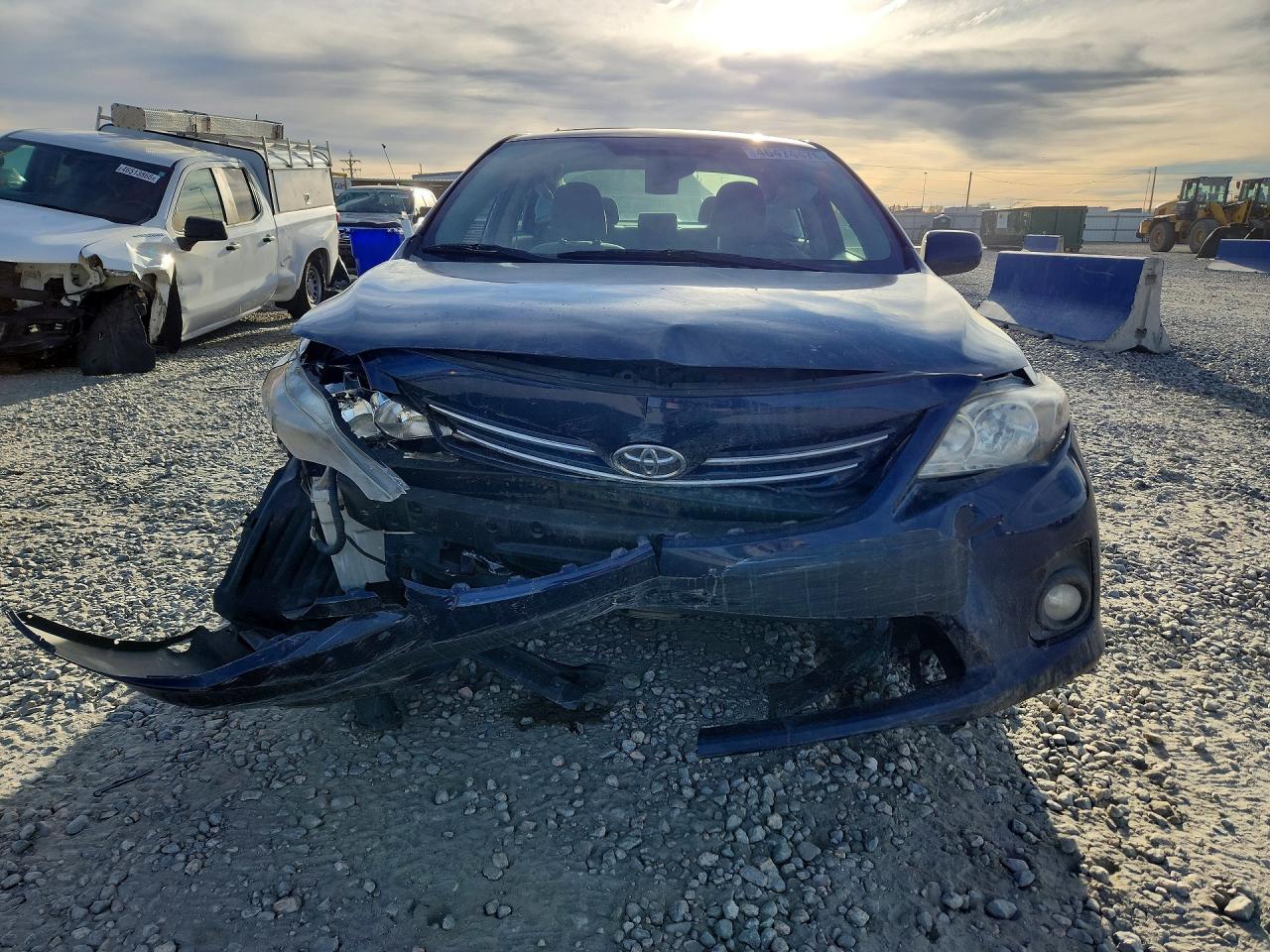 2013 TOYOTA COROLLA LE photo 9
