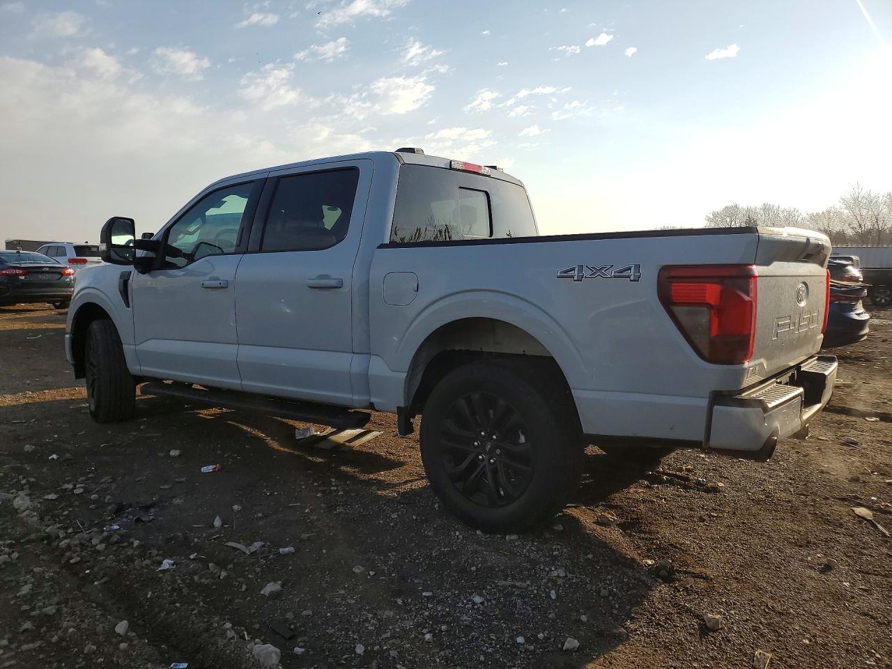 2024 FORD F150 XLT photo 3