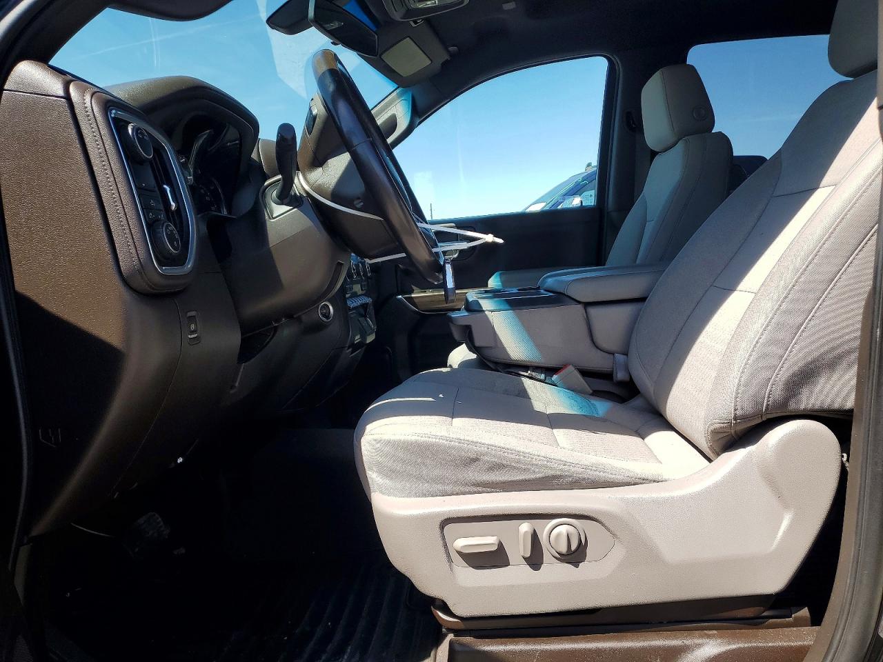 2021 CHEVROLET SILVERADO C1500 LT photo 13