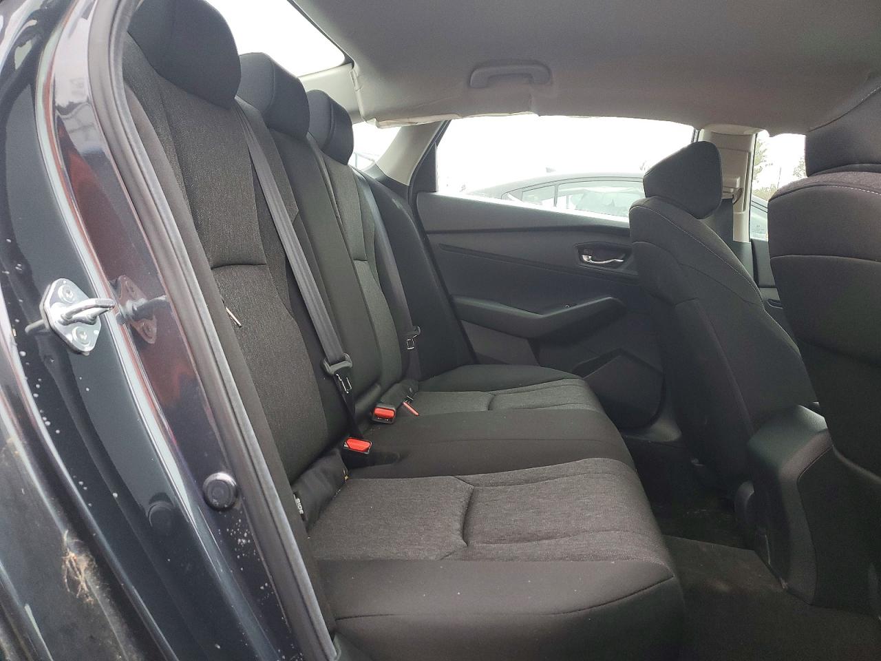 2024 HONDA ACCORD LX photo 19