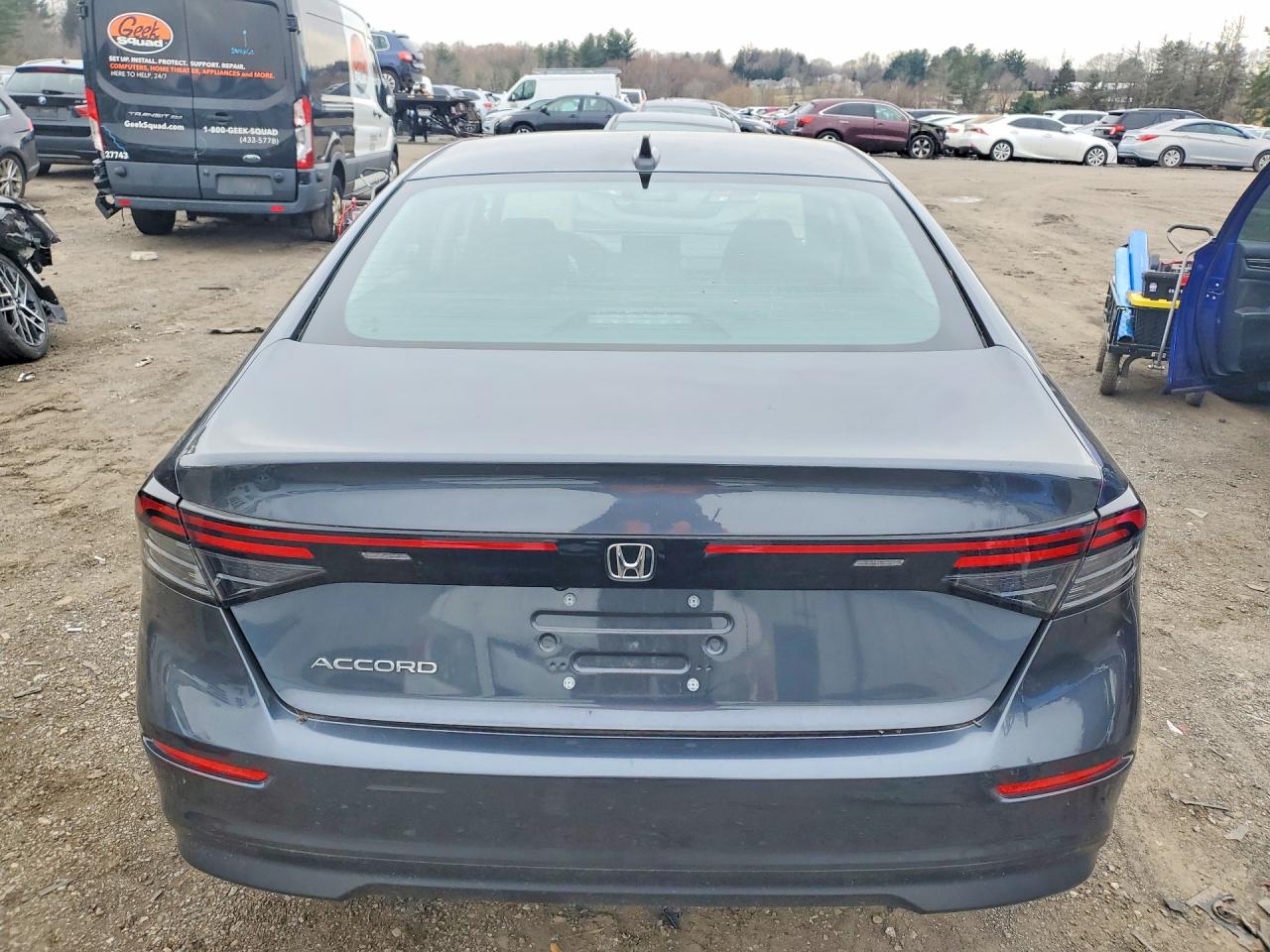 2024 HONDA ACCORD LX photo 11