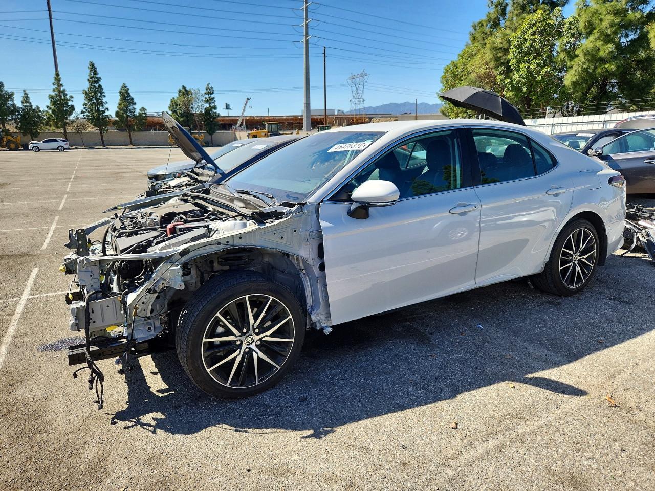 2024 TOYOTA CAMRY