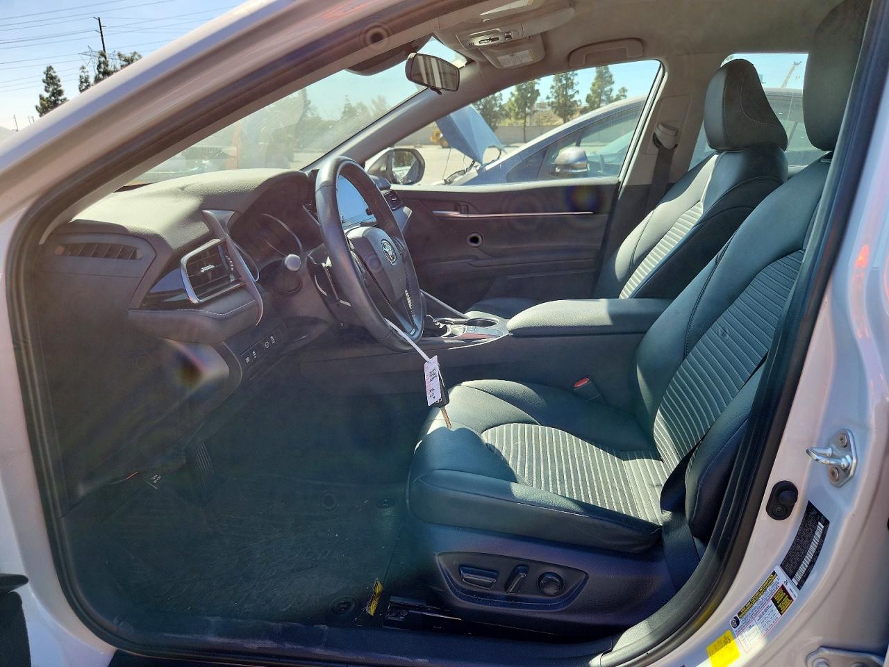 2024 TOYOTA CAMRY SE photo 19