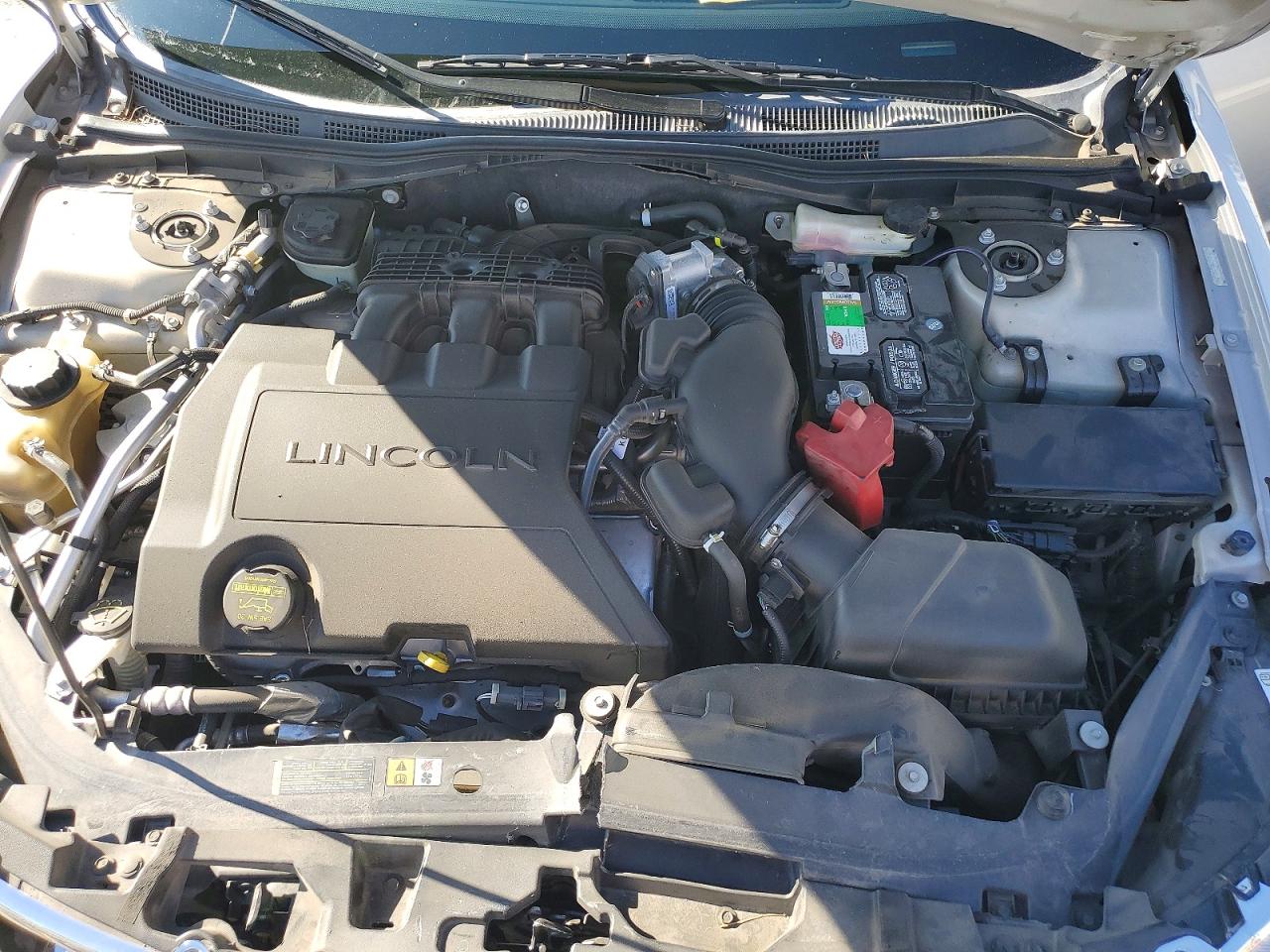 2010 LINCOLN MKZ photo 31