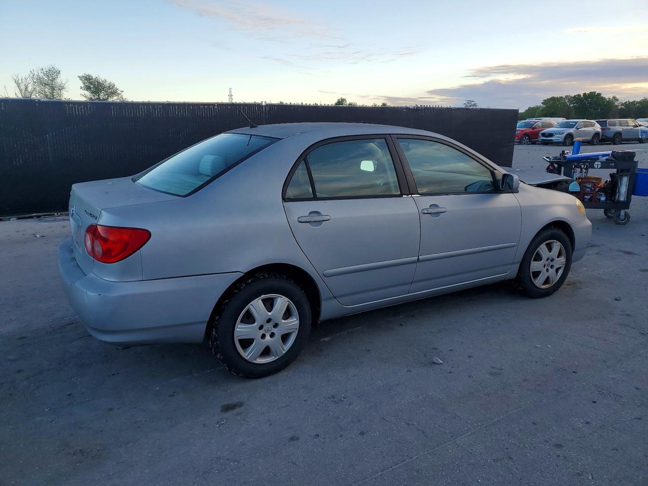 2007 TOYOTA COROLLA LE photo 3