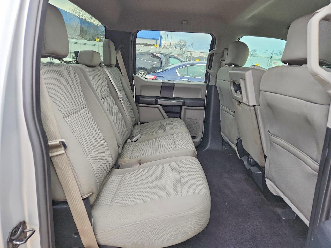 2017 FORD F150 SUPERCREW photo 28