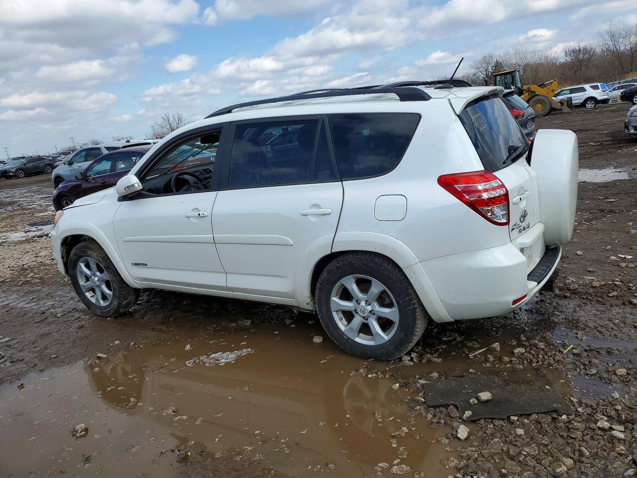 2011 TOYOTA RAV4 LIMITED photo 2