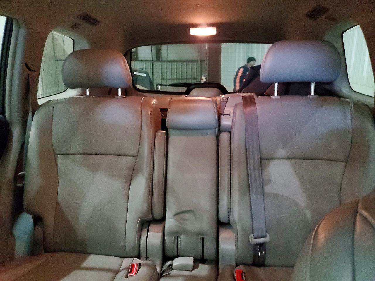 2013 TOYOTA HIGHLANDER LIMITED photo 10