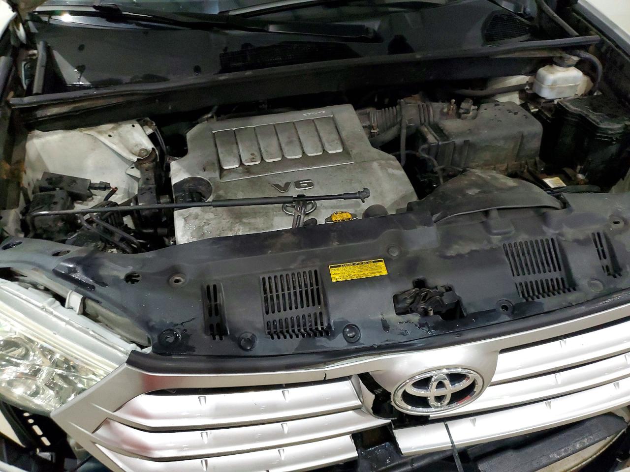 2013 TOYOTA HIGHLANDER LIMITED photo 12