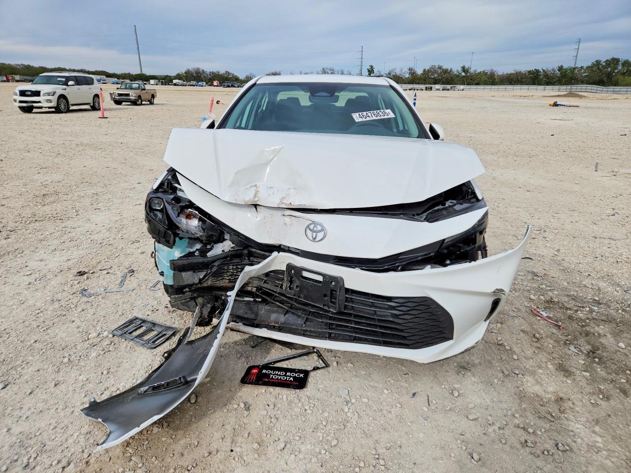 2026 TOYOTA CAMRY LE photo 9