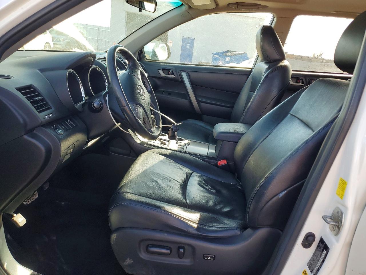 2010 TOYOTA HIGHLANDER SPORT photo 13