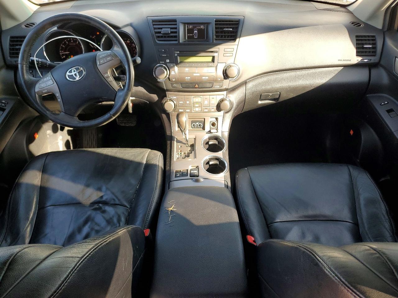 2010 TOYOTA HIGHLANDER SPORT photo 15