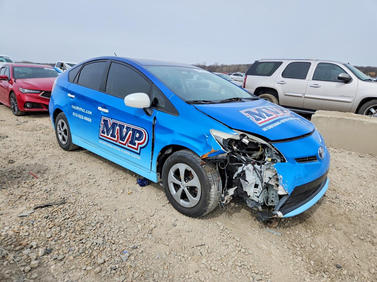 2013 TOYOTA PRIUS TWO photo 7