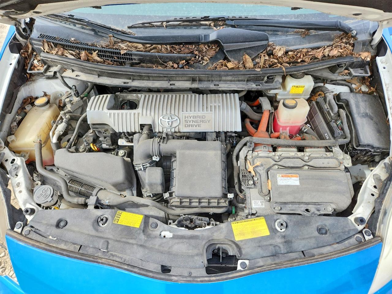 2013 TOYOTA PRIUS TWO photo 21
