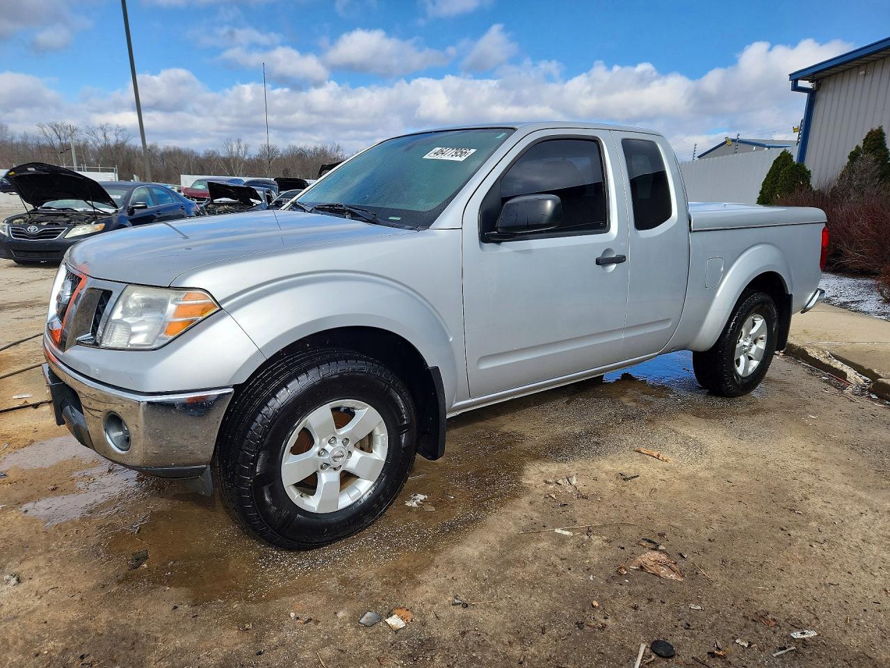 2011 NISSAN FRONTIER