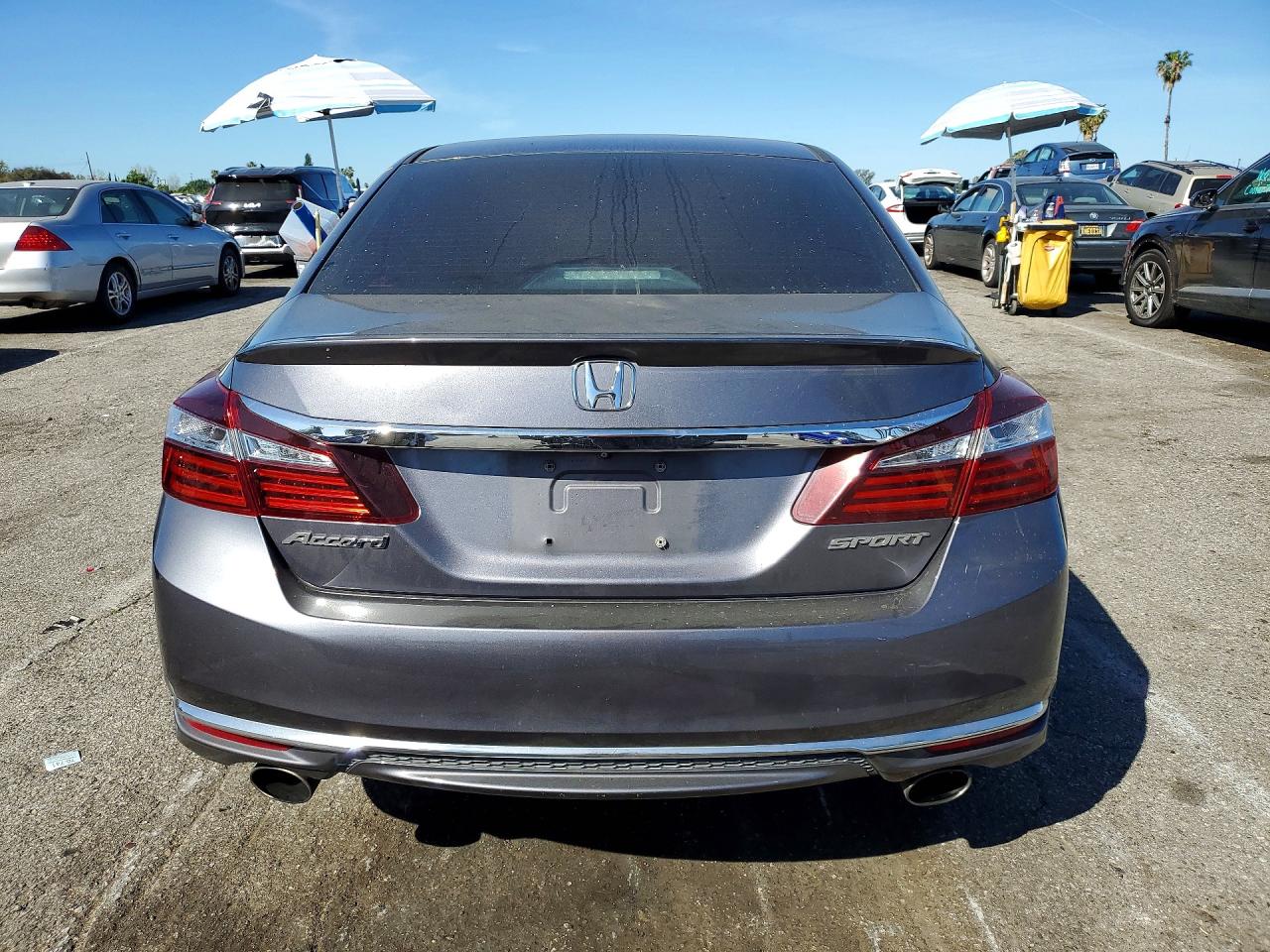 2016 HONDA ACCORD SPORT photo 6