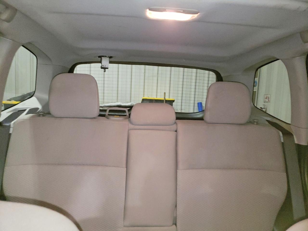 2015 SUBARU FORESTER photo 10