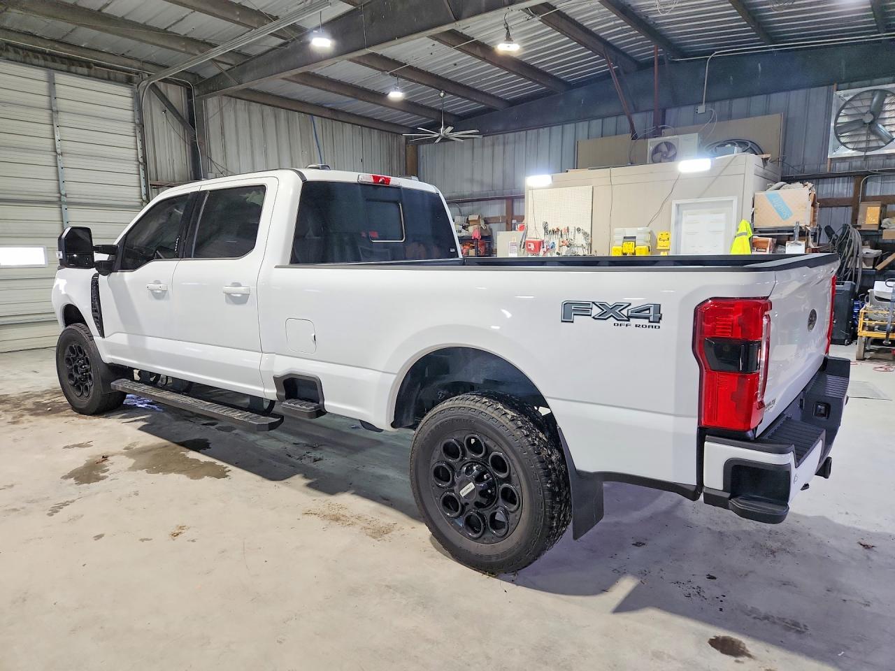 2024 FORD F350 SUPER DUTY photo 3