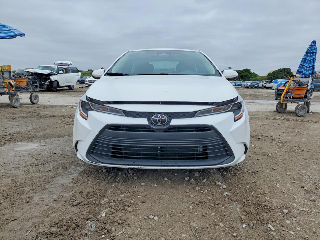2024 TOYOTA COROLLA LE photo 13