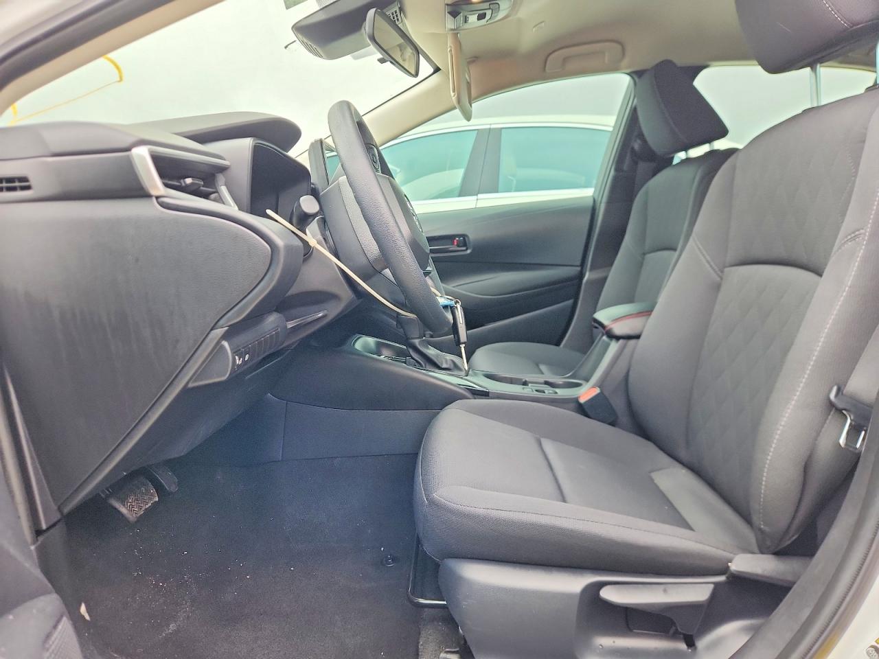 2024 TOYOTA COROLLA LE photo 19