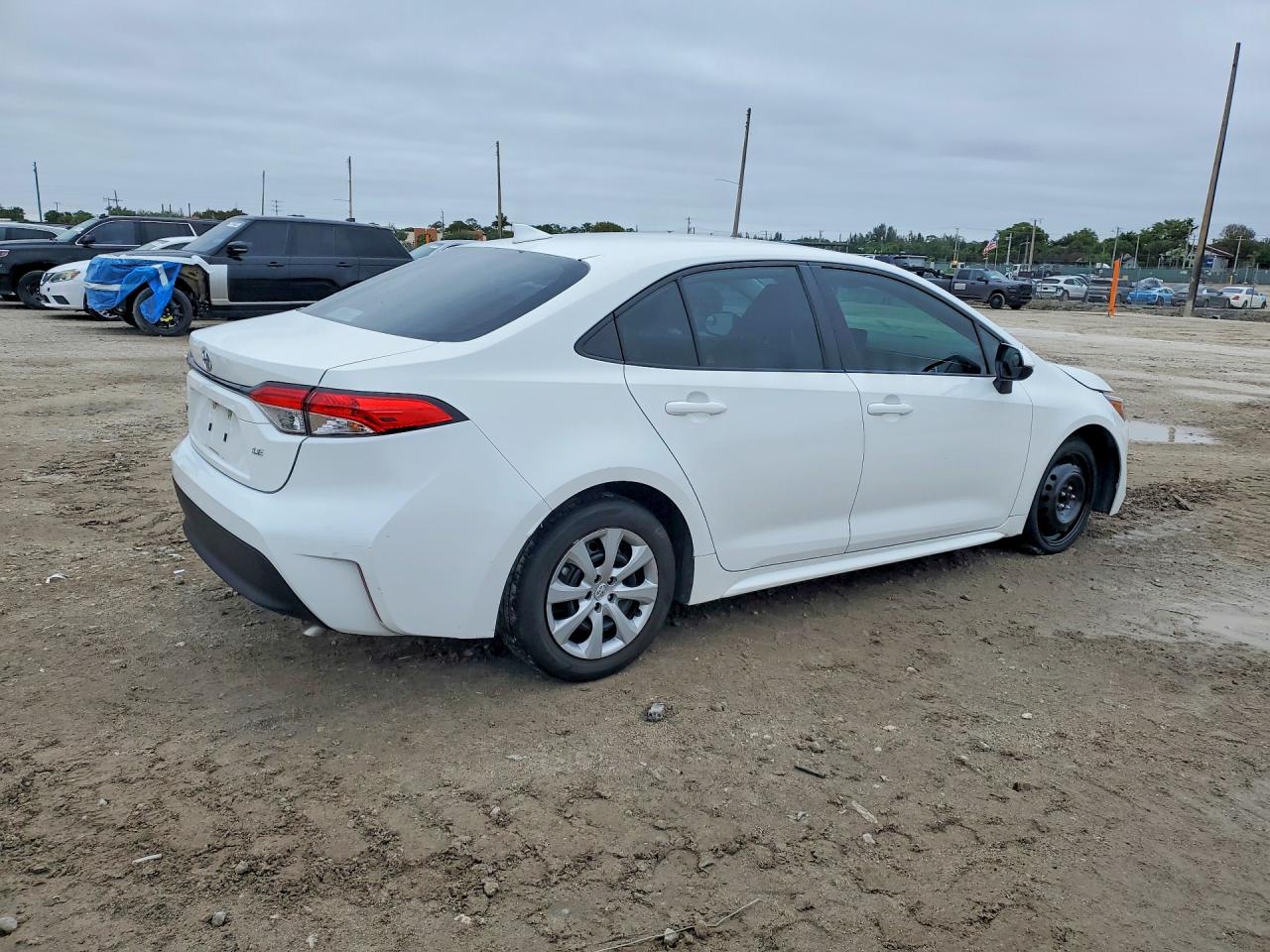 2024 TOYOTA COROLLA LE photo 7
