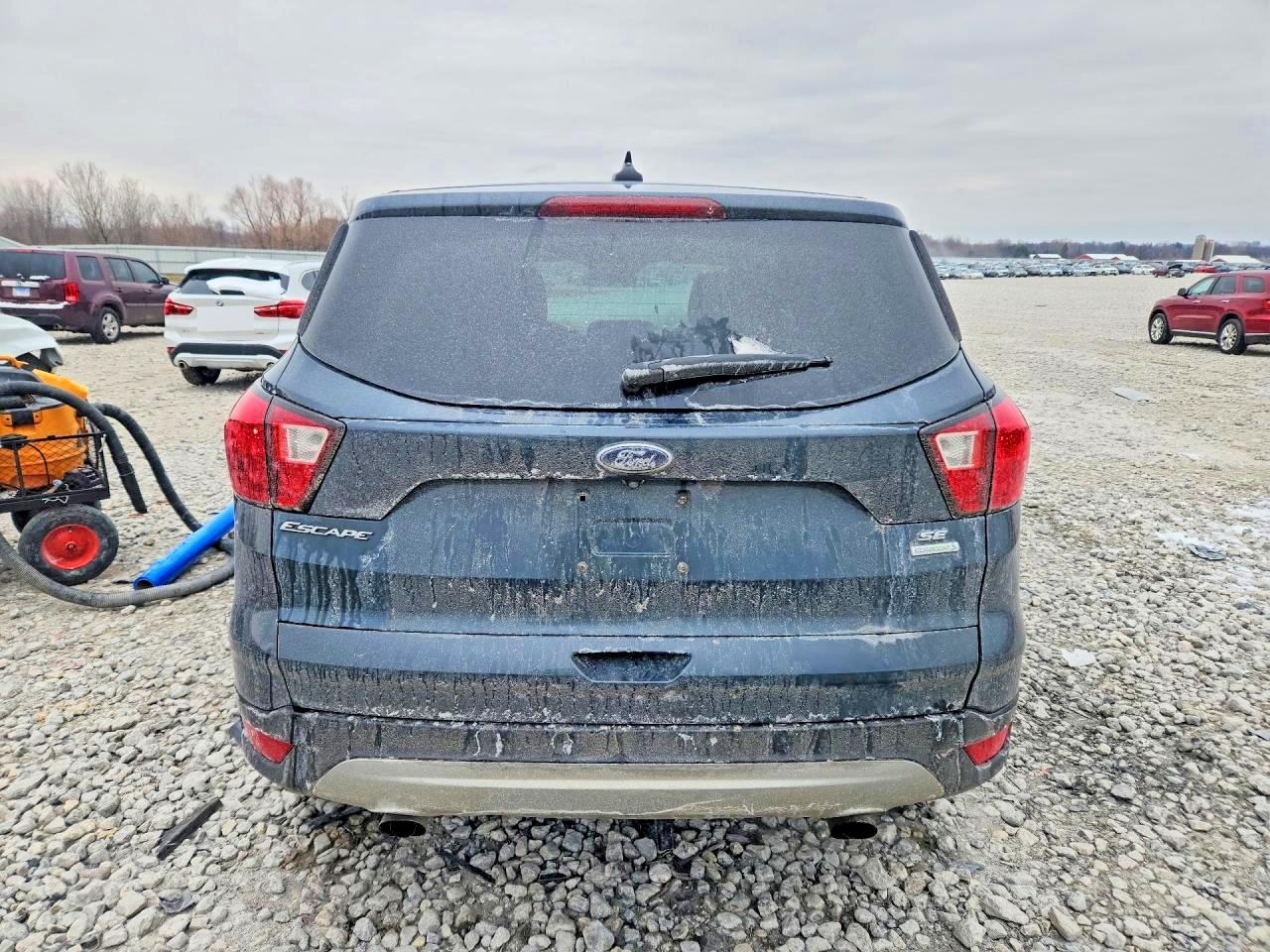 2019 FORD ESCAPE SE photo 11
