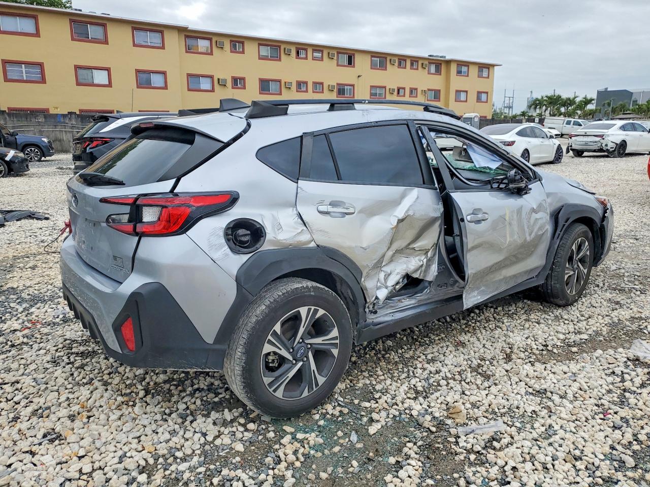 2024 SUBARU CROSSTREK PREMIUM photo 3