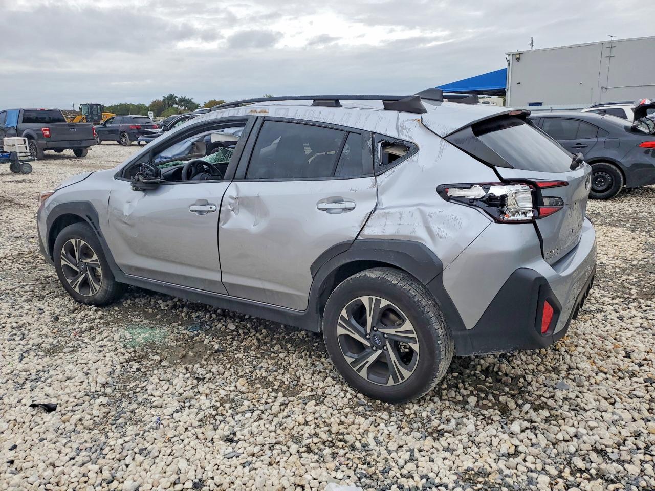 2024 SUBARU CROSSTREK PREMIUM photo 2