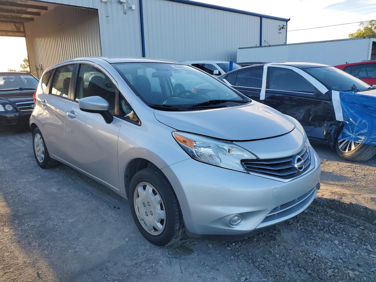 2016 NISSAN VERSA NOTE SV photo 7