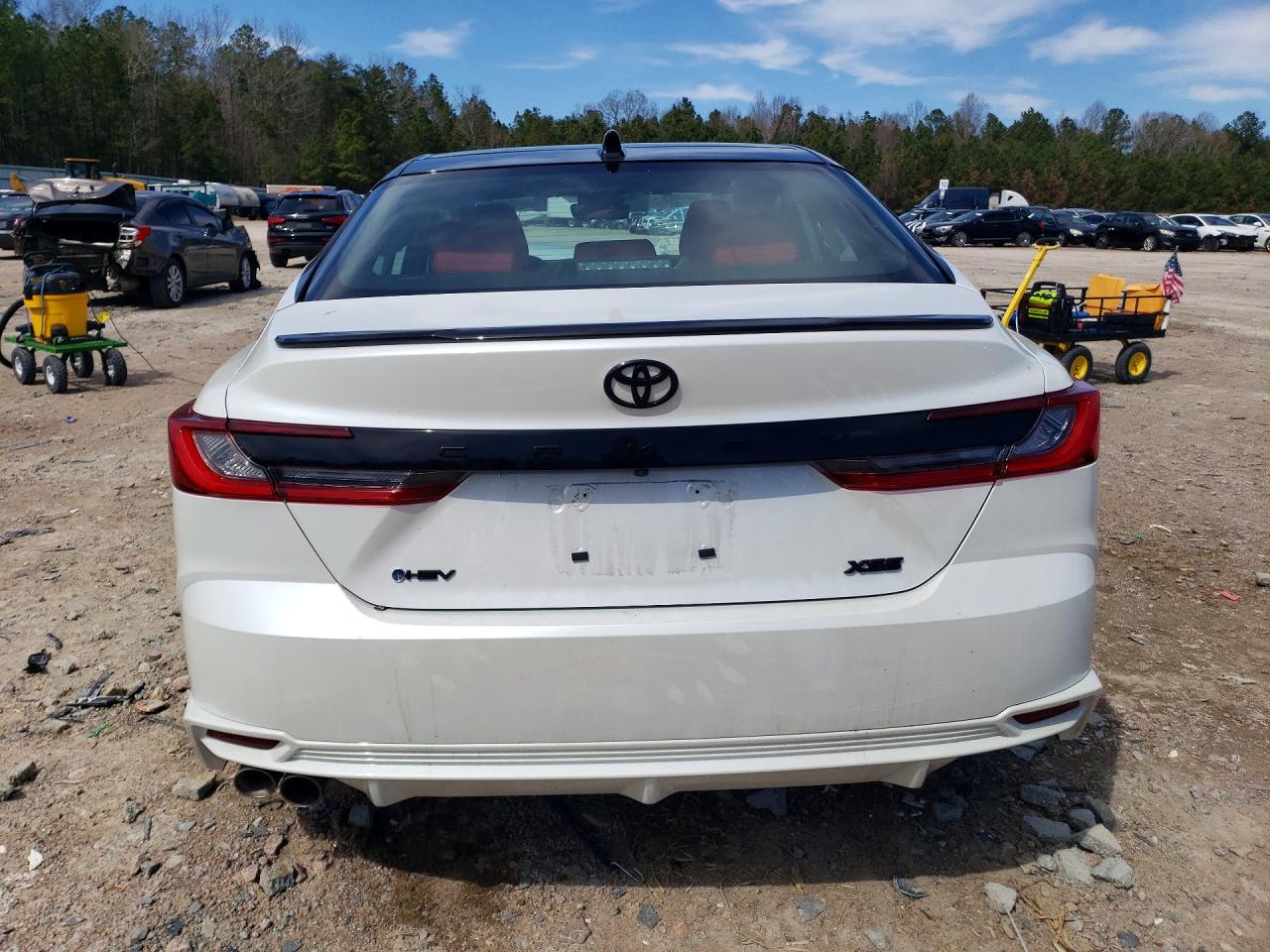 2025 TOYOTA CAMRY XSE photo 11