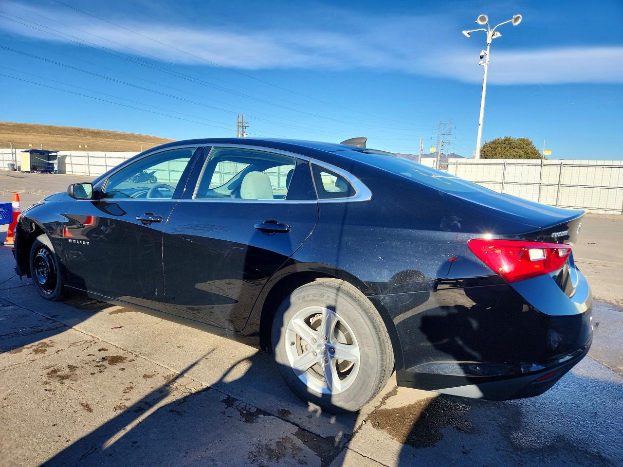 2020 CHEVROLET MALIBU LS photo 2