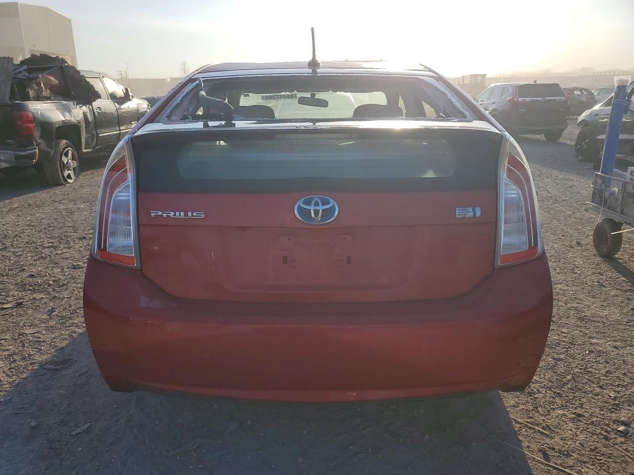 2015 TOYOTA PRIUS THREE photo 11