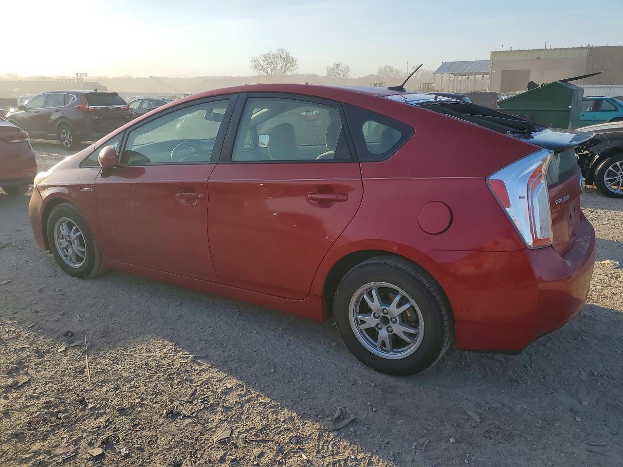 2015 TOYOTA PRIUS THREE photo 3