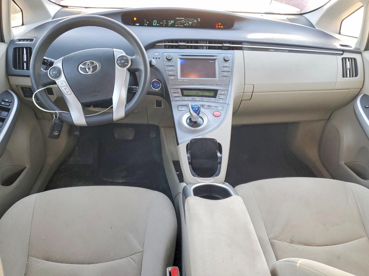2015 TOYOTA PRIUS THREE photo 15